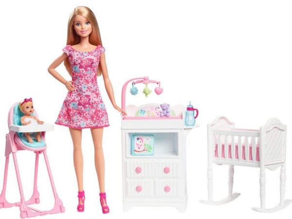 Mattel Barbie Opiekunka, Siusiający Bobas i Mebelki DVJ60