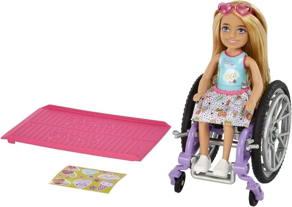 Mattel Barbie Chelsea na Wózku Blondynka HGP28 HGP29